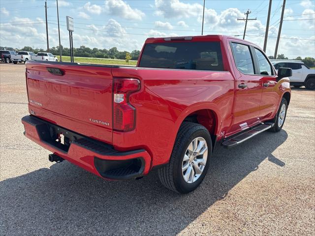 2022 Chevrolet Silverado 1500 2WD Crew Cab Short Bed Custom