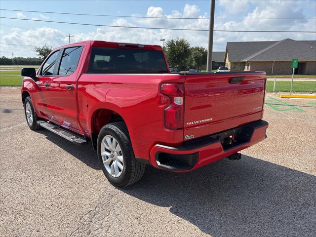 2022 Chevrolet Silverado 1500 2WD Crew Cab Short Bed Custom
