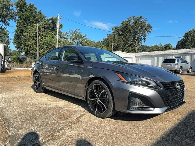 2024 Nissan Altima SR FWD