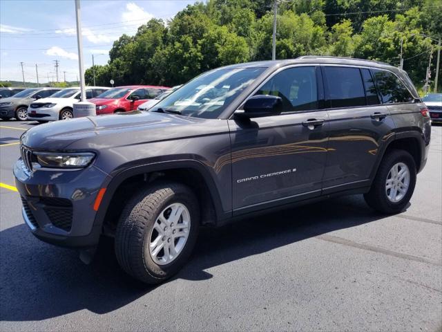 2023 Jeep Grand Cherokee Laredo 4x4