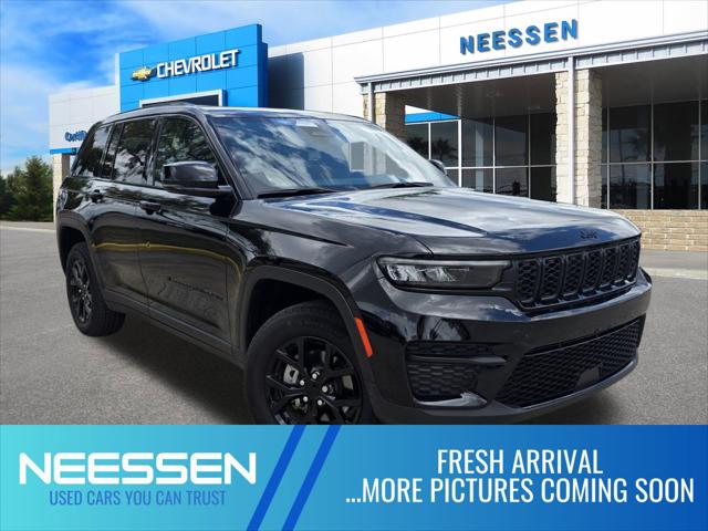 2024 Jeep Grand Cherokee Altitude 4x2