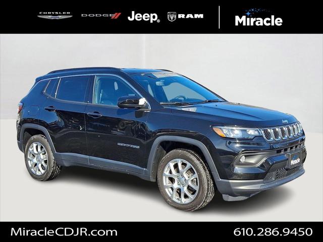 2023 Jeep Compass Latitude Lux FWD