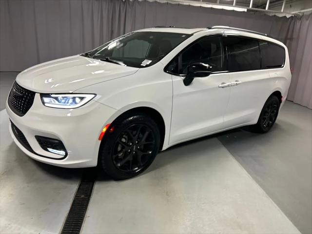 2024 Chrysler Pacifica Limited AWD 2024 Chrysler Pacifica Limited AWD