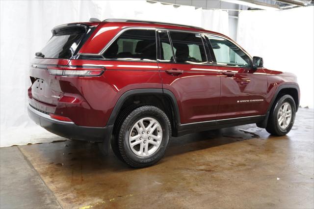 2024 Jeep Grand Cherokee Laredo 4x4