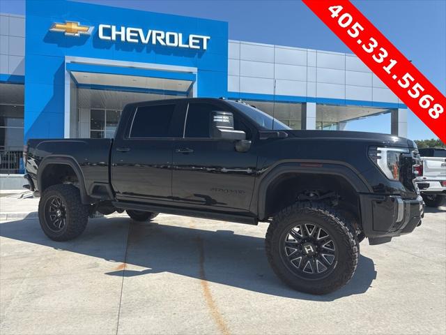 2024 GMC Sierra 2500HD 4WD Crew Cab Standard Bed AT4