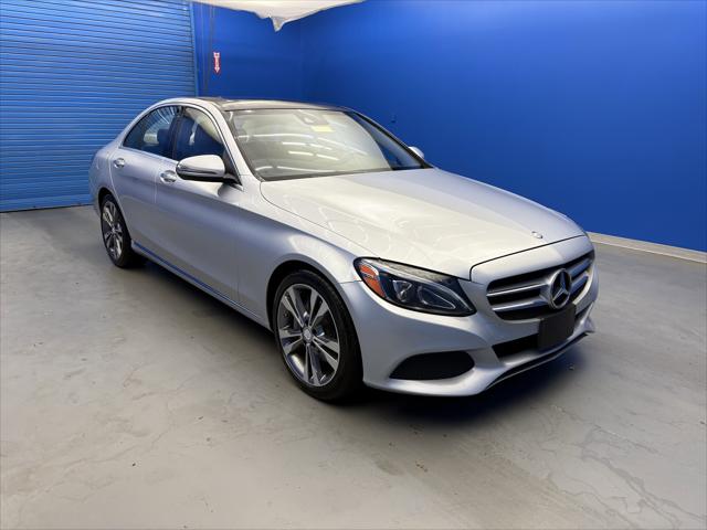 2016 Mercedes-Benz C 300 Luxury