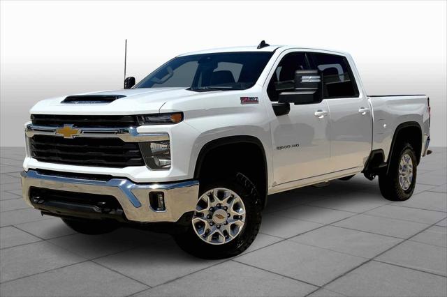 2024 Chevrolet Silverado 2500HD 4WD Crew Cab Standard Bed LT