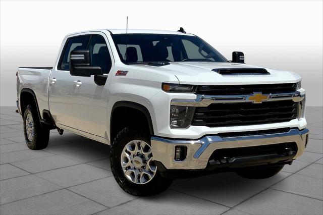 2024 Chevrolet Silverado 2500HD 4WD Crew Cab Standard Bed LT
