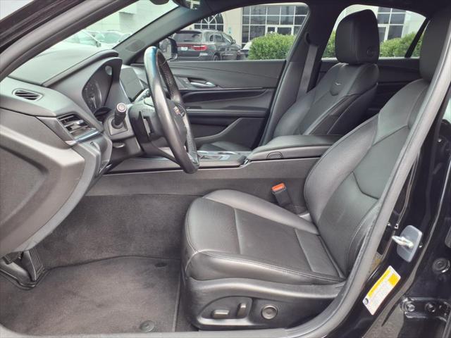2023 Cadillac CT4 Premium Luxury