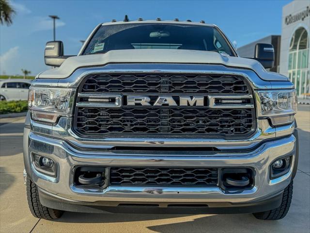 2024 RAM 5500 Chassis Tradesman/SLT/Laramie/Limited