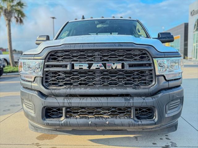 2020 RAM 2500 Tradesman Crew Cab 4X2 8 Box