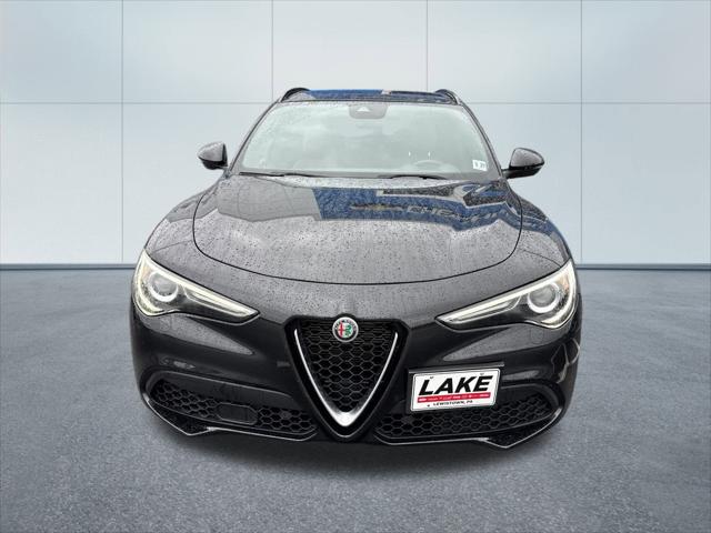 2022 Alfa Romeo Stelvio Ti AWD 2022 Alfa Romeo Stelvio Ti AWD