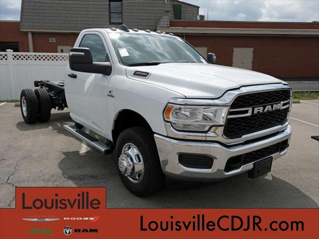 2024 RAM Ram 3500 Chassis Cab RAM 3500 TRADESMAN CHASSIS REGULAR CAB 4X4 84 CA