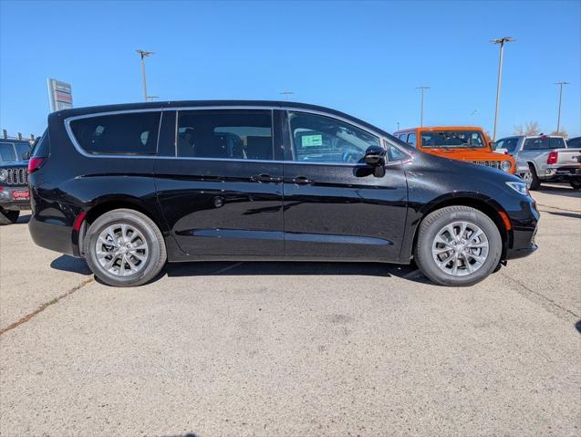 2026 Chrysler Pacifica PACIFICA SELECT AWD 2026 Chrysler Pacifica PACIFICA SELECT AWD