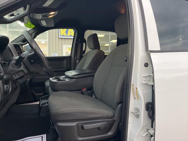 2022 RAM 2500 Tradesman Crew Cab 4x4 64 Box