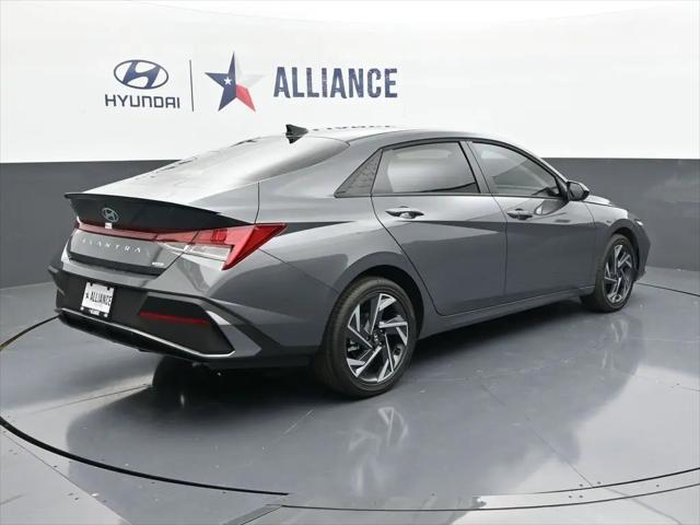 2025 Hyundai Elantra Hybrid SEL Sport