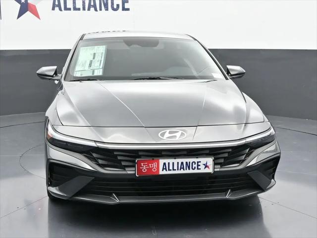 2025 Hyundai Elantra Hybrid SEL Sport