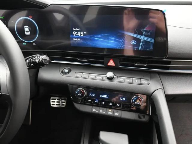 2025 Hyundai Elantra Hybrid SEL Sport