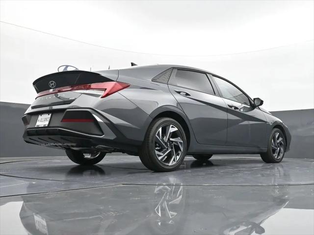 2025 Hyundai Elantra Hybrid SEL Sport