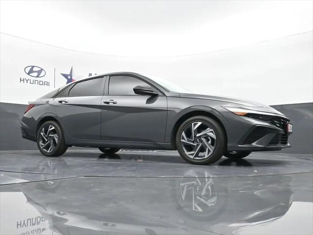 2025 Hyundai Elantra Hybrid SEL Sport