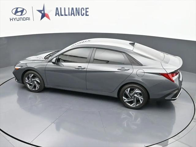 2025 Hyundai Elantra Hybrid SEL Sport