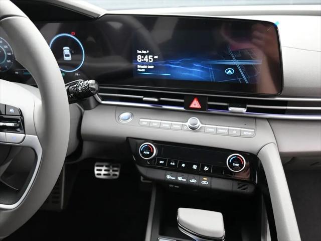 2025 Hyundai Elantra Hybrid SEL Sport