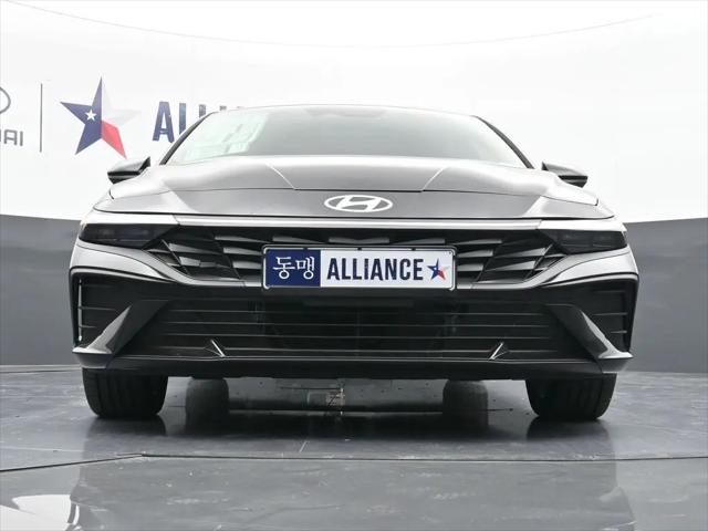2025 Hyundai Elantra Hybrid SEL Sport