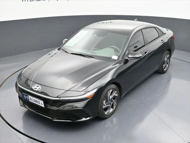 2025 Hyundai Elantra Hybrid SEL Sport