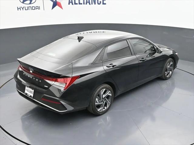 2025 Hyundai Elantra Hybrid SEL Sport