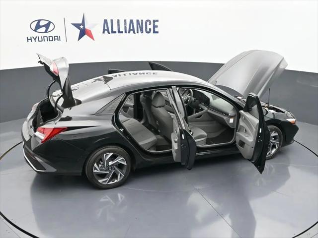 2025 Hyundai Elantra Hybrid SEL Sport