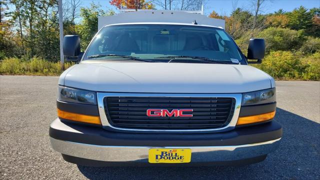 2025 GMC Savana Cutaway Work Van