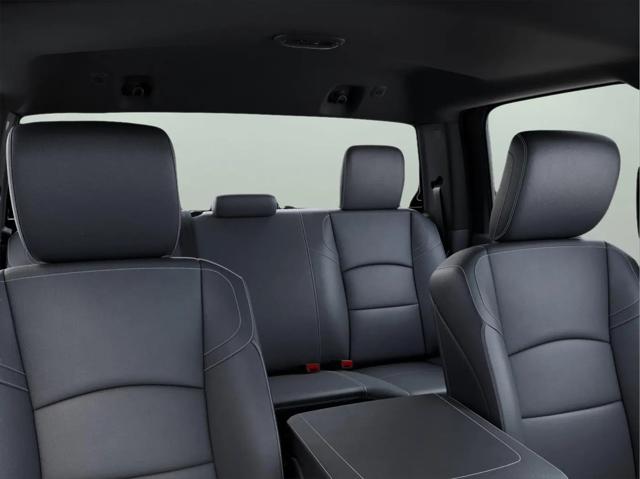 2025 Ram 2500 Tradesman Crew Cab 4x4 6'4" Box