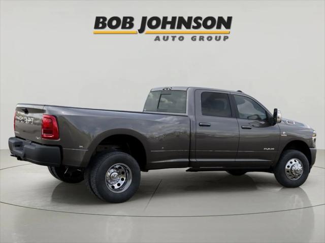 2025 Ram 3500 Laramie Crew Cab 4x4 8' Box