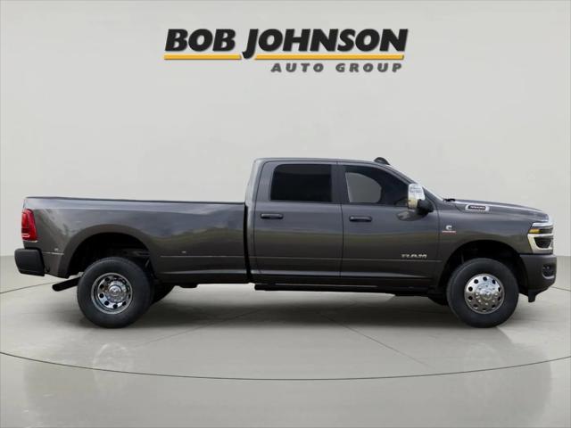 2025 Ram 3500 Laramie Crew Cab 4x4 8' Box