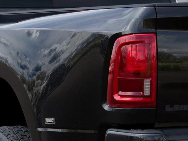 2025 Ram 3500 Laramie Crew Cab 4x4 8' Box
