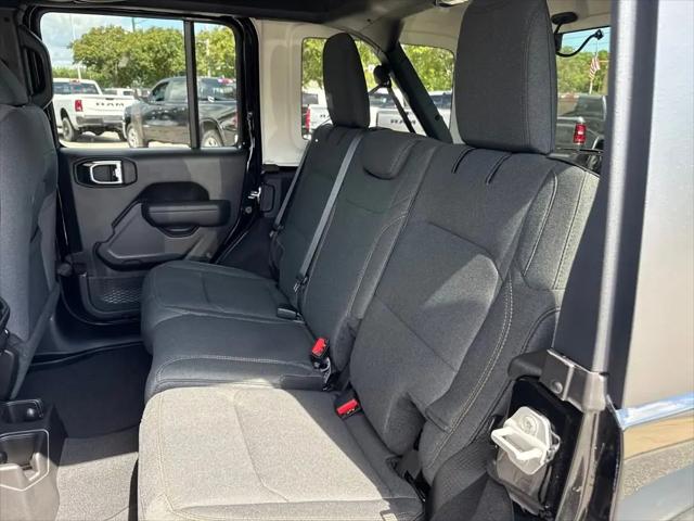 2025 Jeep Wrangler 4-Door Summit 4x4