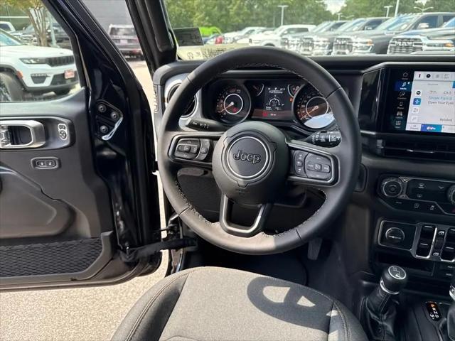 2025 Jeep Wrangler 4-Door Summit 4x4