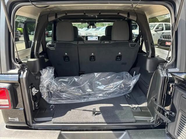 2025 Jeep Wrangler 4-Door Summit 4x4