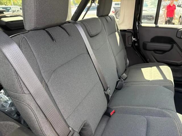 2025 Jeep Wrangler 4-Door Summit 4x4