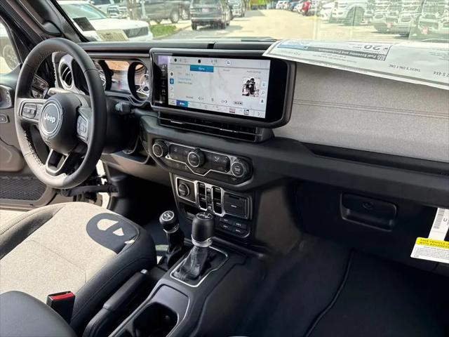 2025 Jeep Wrangler 4-Door Summit 4x4