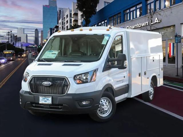 2025 Ford Transit Cutaway Unknown