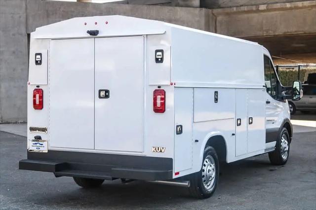 2025 Ford Transit Cutaway Unknown