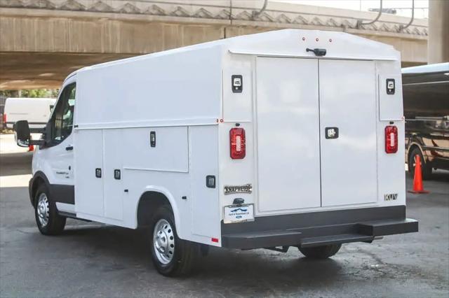 2025 Ford Transit Cutaway Unknown