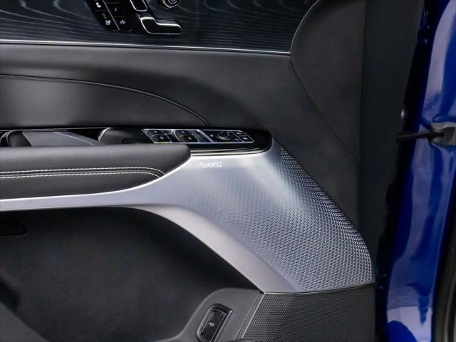 2026 Cadillac iQ V-Series w/1SV