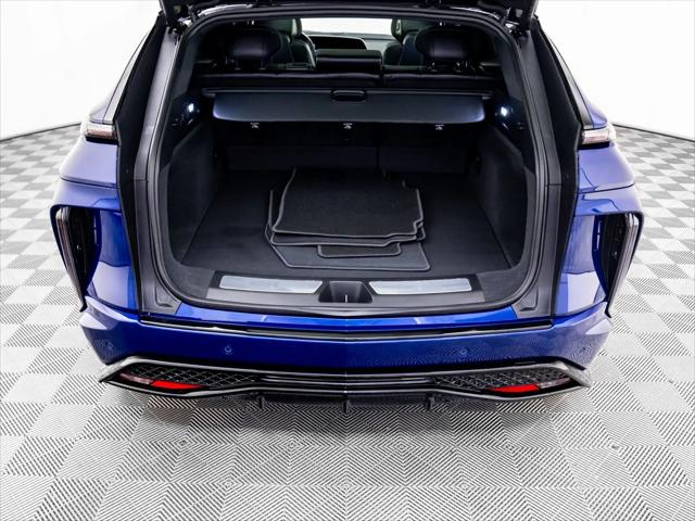 2026 Cadillac iQ V-Series w/1SV