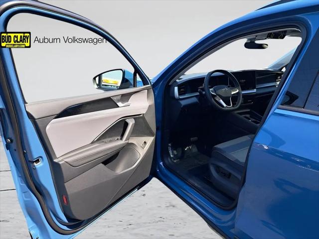 2025 Volkswagen Tiguan 2.0T SE