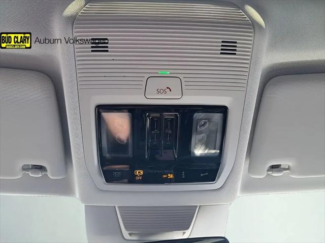 2025 Volkswagen Tiguan 2.0T SE