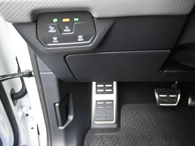 2026 Volkswagen Atlas Peak Edition