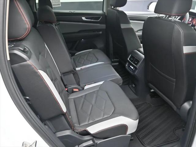 2026 Volkswagen Atlas Peak Edition