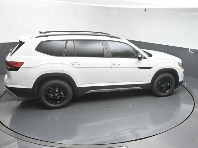 2026 Volkswagen Atlas Peak Edition